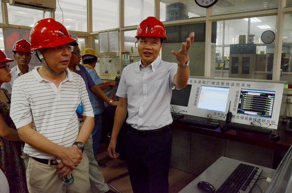 中国有色金属工业协会文献军副会长一行莅临我司指导事情