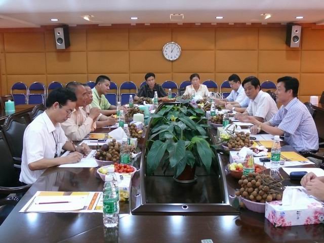 江苏沛县冯县长一行到公司考察-伟昌铝材