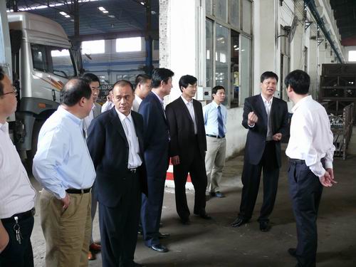 沛县向导到我公司旅行考察-伟昌铝材