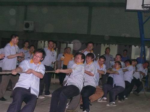 双赛迎五一-伟昌铝材