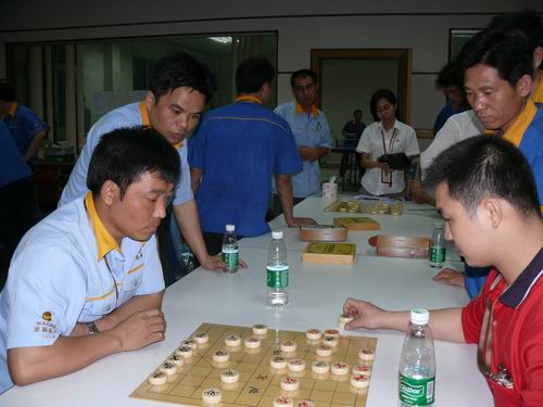 双赛迎五一-伟昌铝材