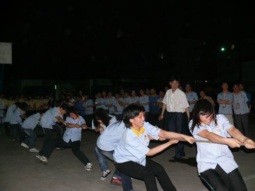 双赛迎五一-伟昌铝材