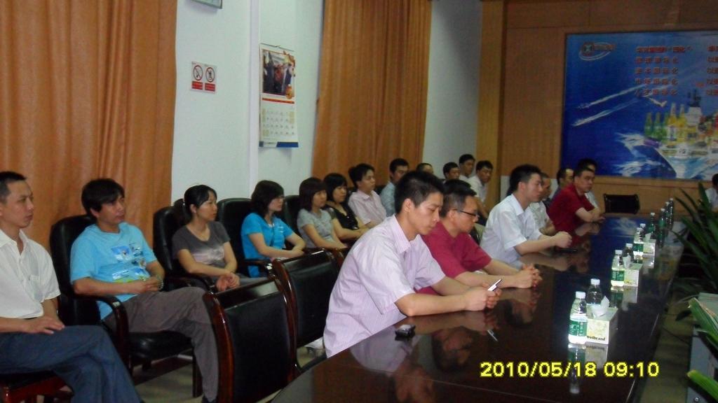 9393体育铝厂生产部治理职员到外厂旅行学习-伟昌铝材