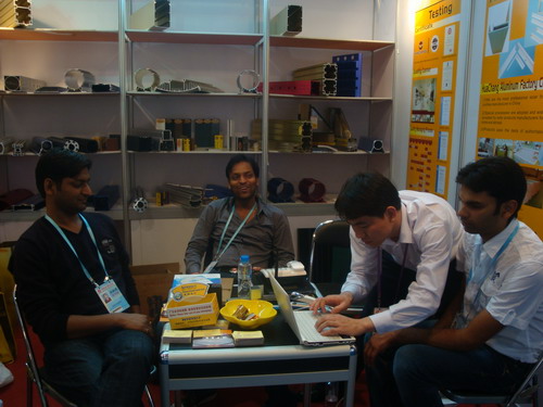 我司加入第109届广交会-伟昌铝材