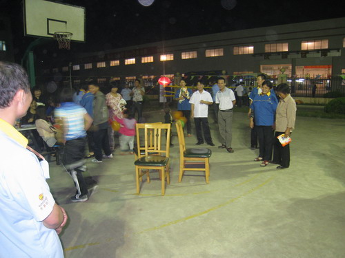 缘聚9393体育，，，，，温情中秋-伟昌铝材