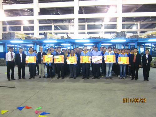 南北9393体育迎国庆，，，，富厚多彩齐欢喜-伟昌铝材