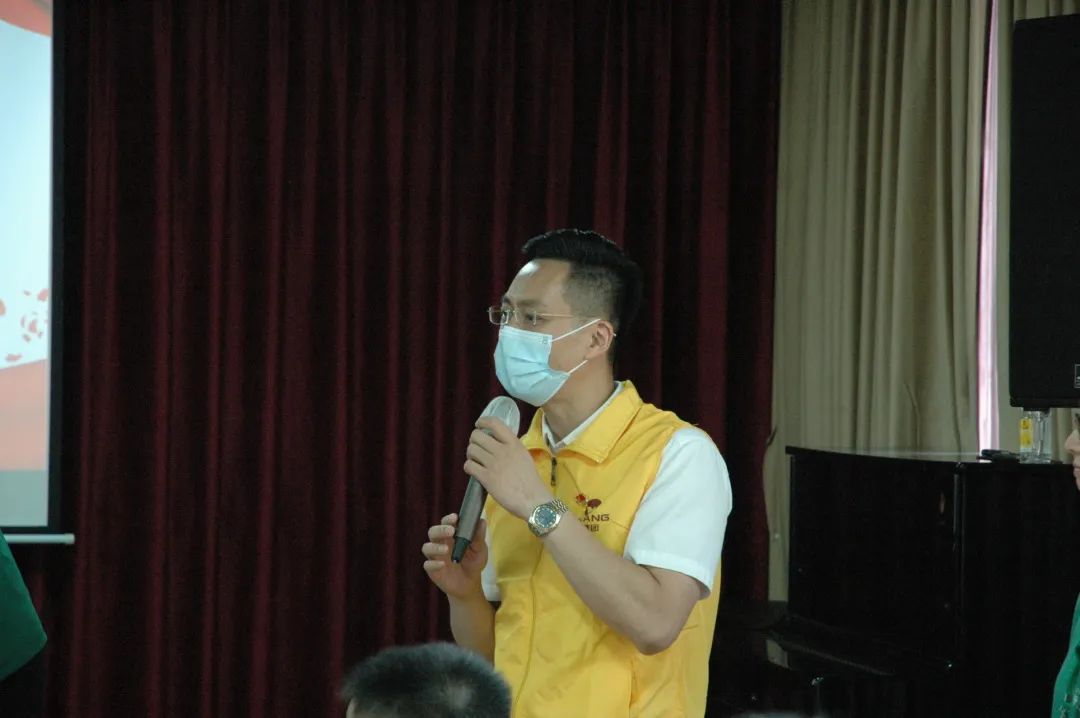 推行社会责任,彰显企业继续|9393体育集团前往狮山镇小塘社区康园中心开展慰问活动