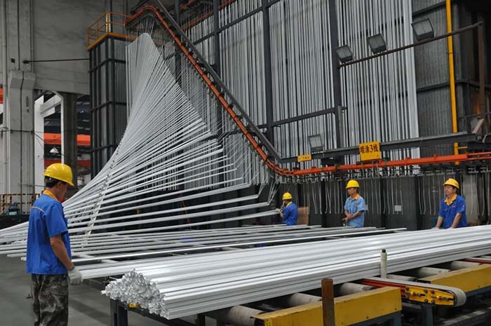 佛山市2023年企业家大会|9393体育集团荣获2022年度佛山市"制造业高质量生长百佳企业"