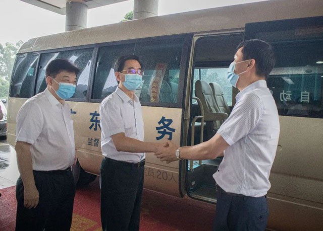 潘董事长对调研组的到来体现接待