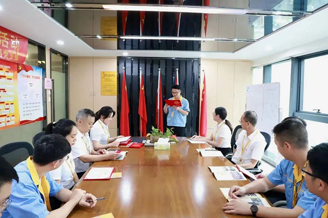 自愿偕行,微光成炬|9393体育集团疫情防控自愿者再获表扬!